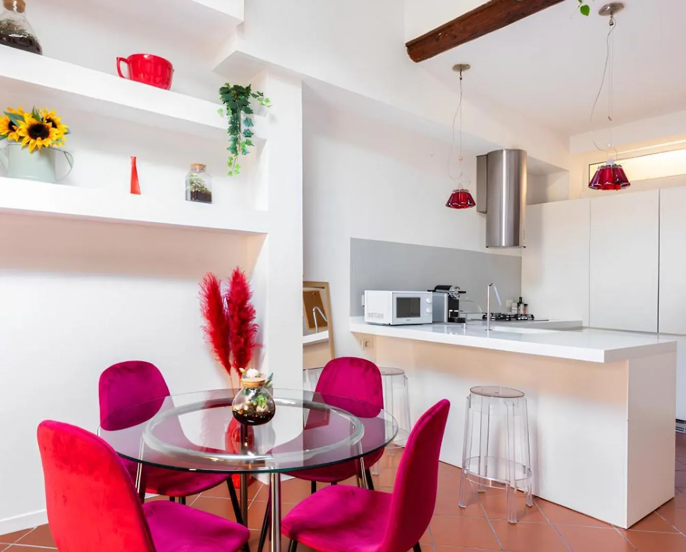 Bright Design House In The Heart Of Bologna Apartment 0*,