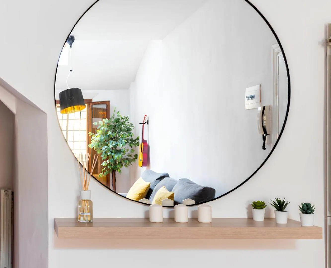 Bright Design House In The Heart Of Bologna Apartment Italy